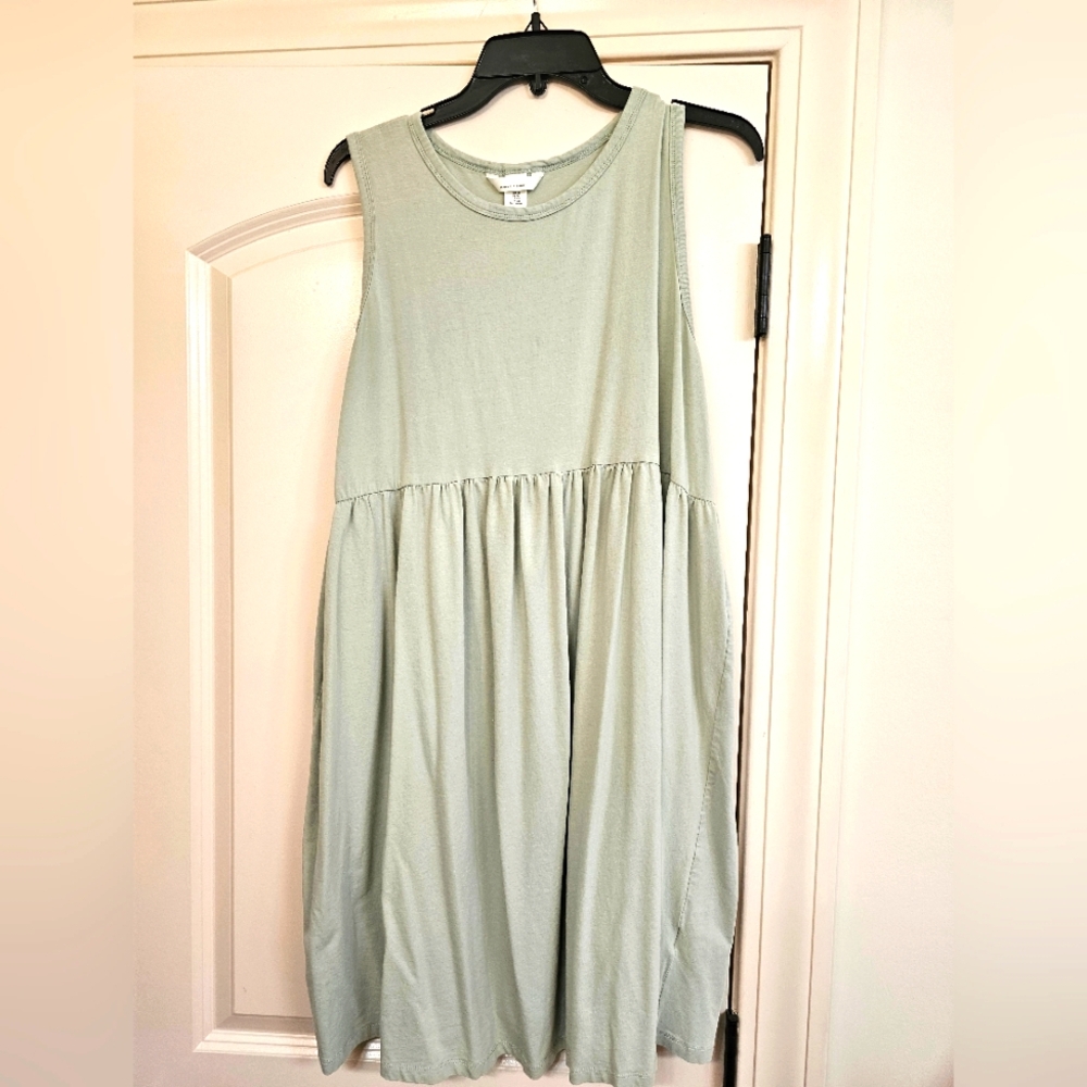 H&M XL Maternity Dress Light Green